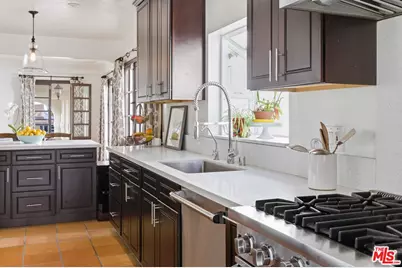 1248 N Everett St, Glendale, CA 91207 - Photo 23