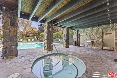 4752 Park Encino Ln #212, Encino, CA 91436 - Photo 43