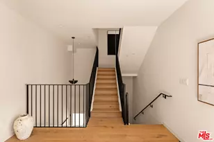 1749 S Marvin Ave, Los Angeles, CA 90019 - Photo 11