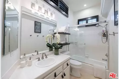 6465 Zuma View Pl #161, Malibu, CA 90265 - Photo 33