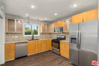 23020 Haynes St, West Hills, CA 91307 - Photo 11