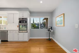 23001 Lita Pl, Woodland Hills, CA 91364 - Photo 15