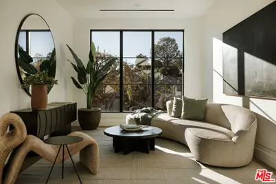 260 Homewood Rd, Los Angeles, CA 90049 - Photo 21