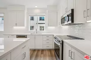 1681 Coral Sea Ln, Los Angeles, CA 90732 - Photo 5