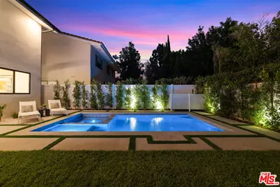 5032 Bluebell Ave, Valley Village, CA 91607 - Photo 29