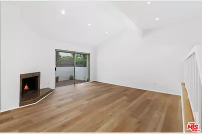 1550 Palisades Dr, Pacific Palisades, CA 90272 - Photo 11