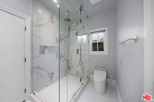 12917 Galewood St, Studio City, CA 91604 - Photo 41