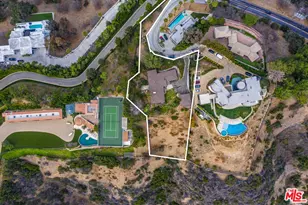 13170 Mulholland Dr, Beverly Hills, CA 90210 - Photo 23