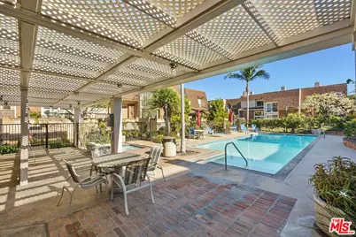 13065 Mindanao Way #3, Marina del Rey, CA 90292 - Photo 23