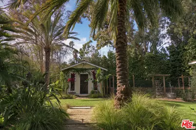 7059 Fernhill Dr, Malibu, CA 90265 - Photo 29