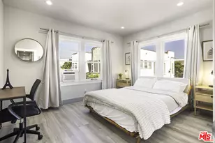 1561 S Harvard Blvd, Los Angeles, CA 90006 - Photo 7