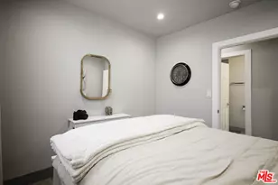 1561 S Harvard Blvd, Los Angeles, CA 90006 - Photo 9