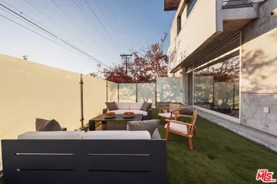 235 Ocean Park Blvd #1, Santa Monica, CA 90405 - Photo 19