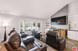 29608 Woodbrook Dr, Agoura Hills, CA 91301 - Photo 15