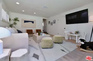 12614 Morrison St, Valley Village, CA 91607 - Photo 23