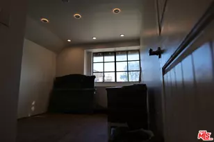 2241 Flintridge Dr, Glendale, CA 91206 - Photo 47