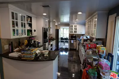 2241 Flintridge Dr, Glendale, CA 91206 - Photo 25