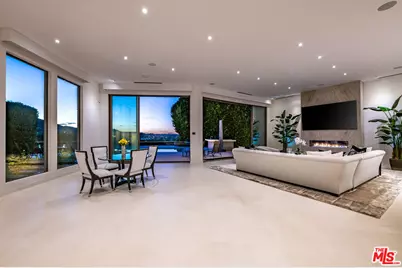 16167 Royal Oak Rd, Encino, CA 91436 - Photo 25