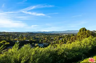 16167 Royal Oak Rd, Encino, CA 91436 - Photo 39