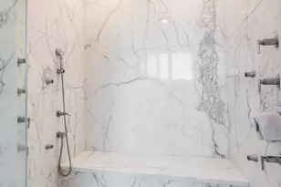 16167 Royal Oak Rd, Encino, CA 91436 - Photo 19