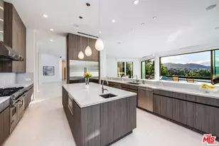 16167 Royal Oak Rd, Encino, CA 91436 - Photo 7