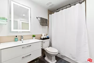 939 S Broadway #308, Los Angeles, CA 90015 - Photo 11