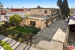 732 W 76th St, Los Angeles, CA 90044 - Photo 9