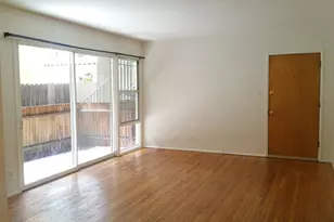 635 N Beachwood Dr, Los Angeles, CA 90004 - Photo 9