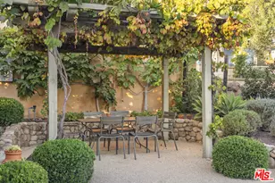 1022 Garcia Rd, Santa Barbara, CA 93103 - Photo 11