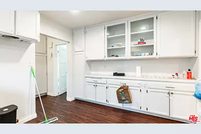 5528 Willowcrest Ave, North Hollywood, CA 91601 - Photo 17