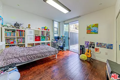 332 S Oxford Ave #106, Los Angeles, CA 90020 - Photo 11