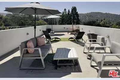 11912 Laurelwood Dr #103, Studio City, CA 91604 - Photo 13