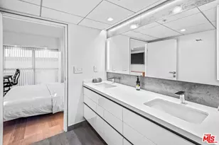 13700 Marina Pointe Dr, Marina del Rey, CA 90292 - Photo 15