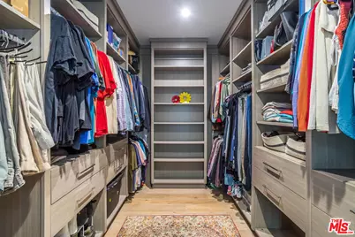 3728 S Barrington Ave, Los Angeles, CA 90066 - Photo 31