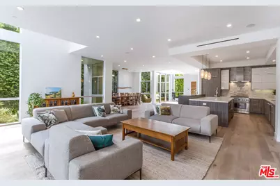 3728 S Barrington Ave, Los Angeles, CA 90066 - Photo 11