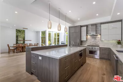 3728 S Barrington Ave, Los Angeles, CA 90066 - Photo 15