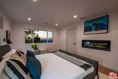 3345 Wonder View Dr, Los Angeles, CA 90068 - Photo 67