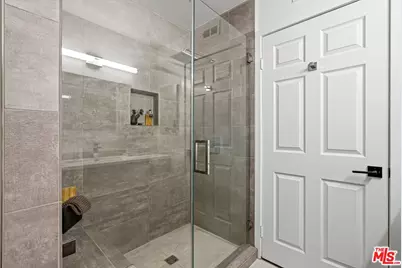 3603 Dunn Dr #301, Los Angeles, CA 90034 - Photo 13