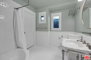 1331 N Cherokee Ave, Los Angeles, CA 90028 - Photo 23