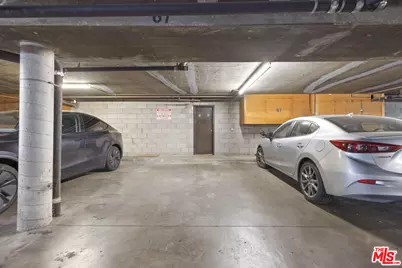 5461 Newcastle Ave #6, Encino, CA 91316 - Photo 33