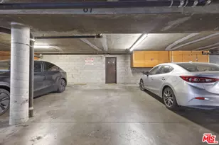 5461 Newcastle Ave, Encino, CA 91316 - Photo 33