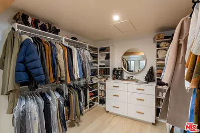 1906 N Beverly Glen Blvd, Los Angeles, CA 90077 - Photo 17