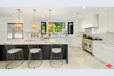 4608 Westchester Dr, Woodland Hills, CA 91364 - Photo 21