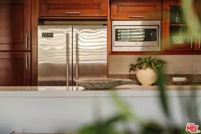 951 Granville Ave #Ph2, Los Angeles, CA 90049 - Photo 19