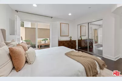 7249 Franklin Ave #101, Los Angeles, CA 90046 - Photo 23