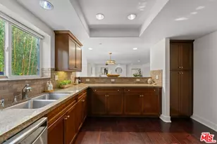 7249 Franklin Ave, Los Angeles, CA 90046 - Photo 13