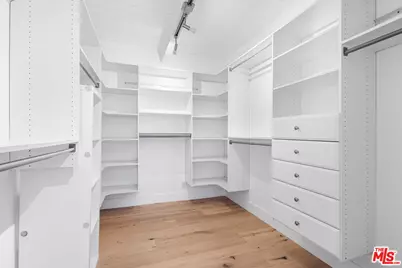 2226 Ronda Vista Dr, Los Angeles, CA 90027 - Photo 19