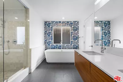 2226 Ronda Vista Dr, Los Angeles, CA 90027 - Photo 19