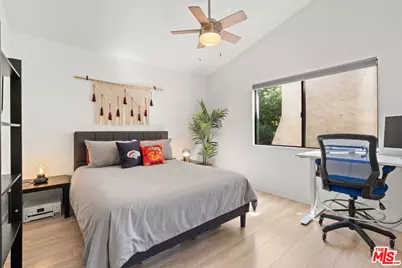 350 Burchett St #101, Glendale, CA 91203 - Photo 13
