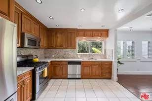 803 S Sycamore Ave, Los Angeles, CA 90036 - Photo 23
